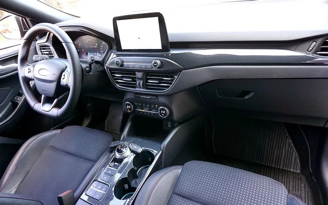 Ford Focus cena 71700 przebieg: 160000, rok produkcji 2019 z Płock małe 781